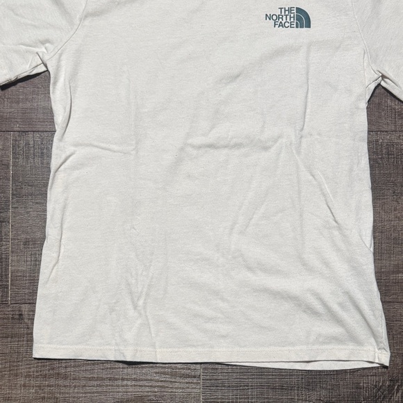 The North Face Cream T-Shirt - Picture 4 of 7